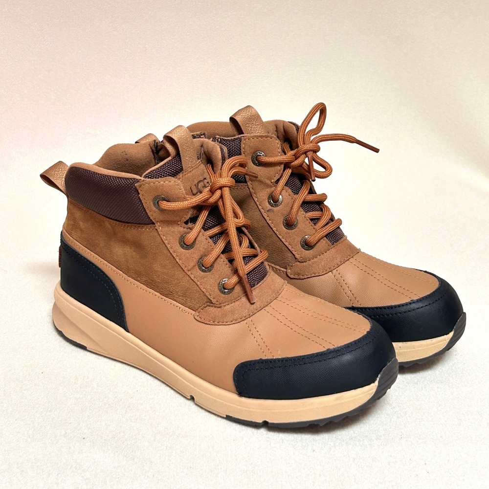 UGG Emmett Duck Boots Big Kids 6 Chestnut Waterproof Thinsulate 1152411K